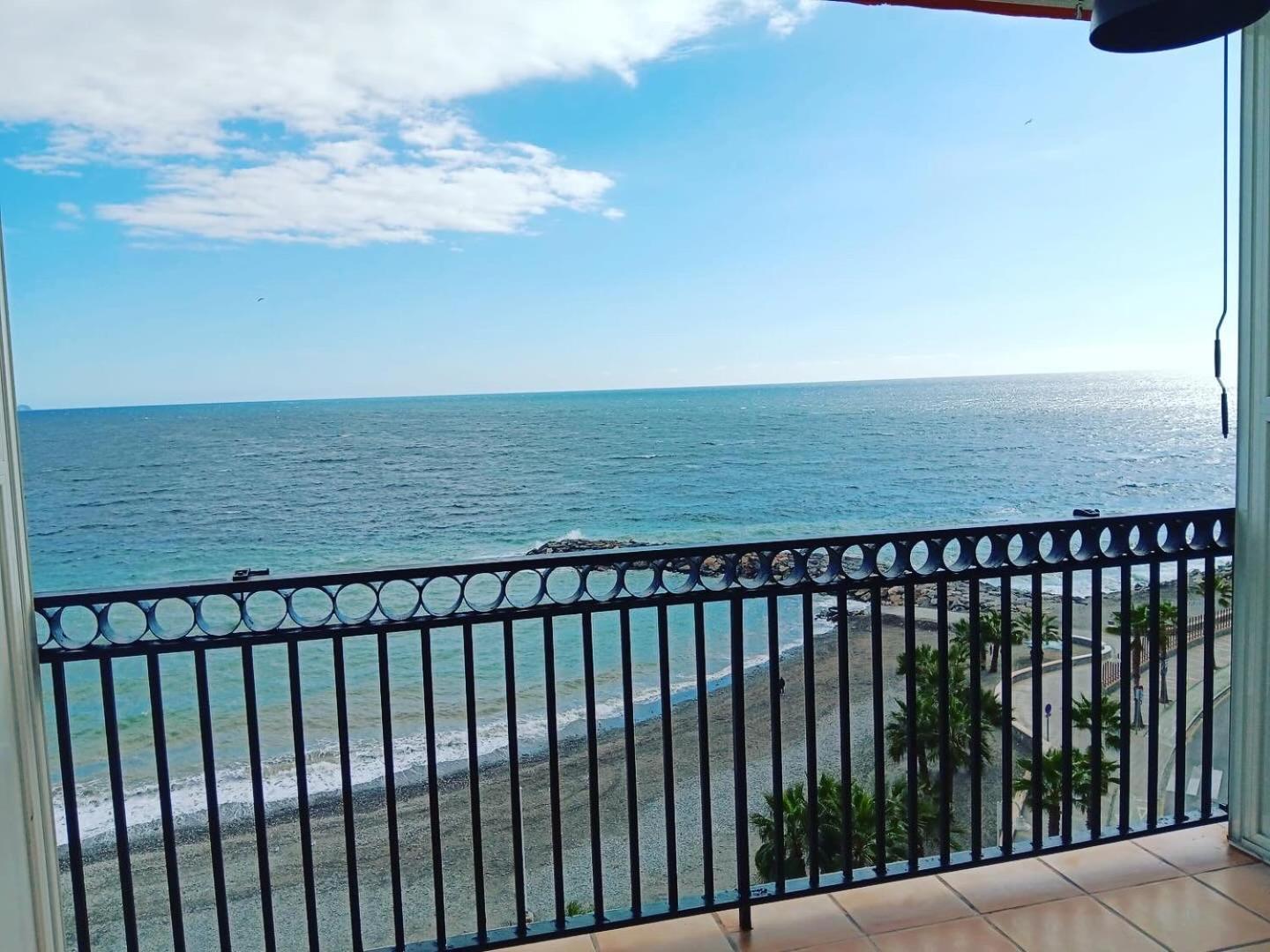 Balcon Playa Y Piscina Velimar Pondos Apartment Almunecar Exterior photo